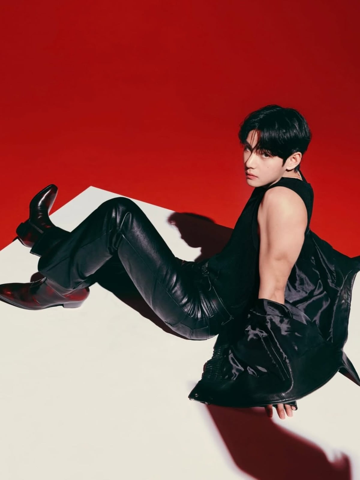 사진 = 뷔 인스타그램