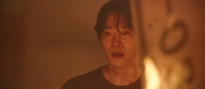 [종합] 이준호♥김민하, 또 한 자릿수 시청률 찍었다…기록 경신하며 전 채널 동시간대 1위 ('태풍상사')