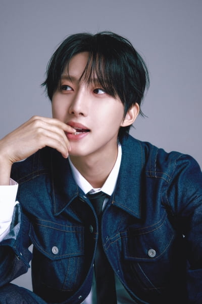 [공식] 펜타곤 후이, 휘인·에이핑크와 한솥밥…"뮤지션·프로듀서로서 활동 지원할 것"