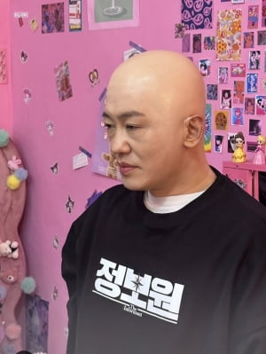 12월 헐리우드 대작 속 “한국영화 한 편은 보자” 대중 응원… 영화 ‘정보원’ 화제