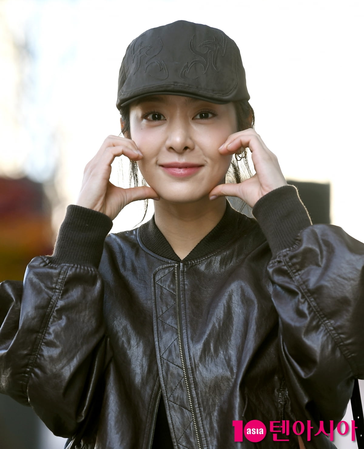 설인아, 햇살도 질투하는 미모...청순 그 자체[TEN포토+]