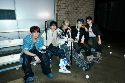 한국시리즈 끝났는데…나우즈, 'Play Ball'로 야구 열풍 재점화 D-7