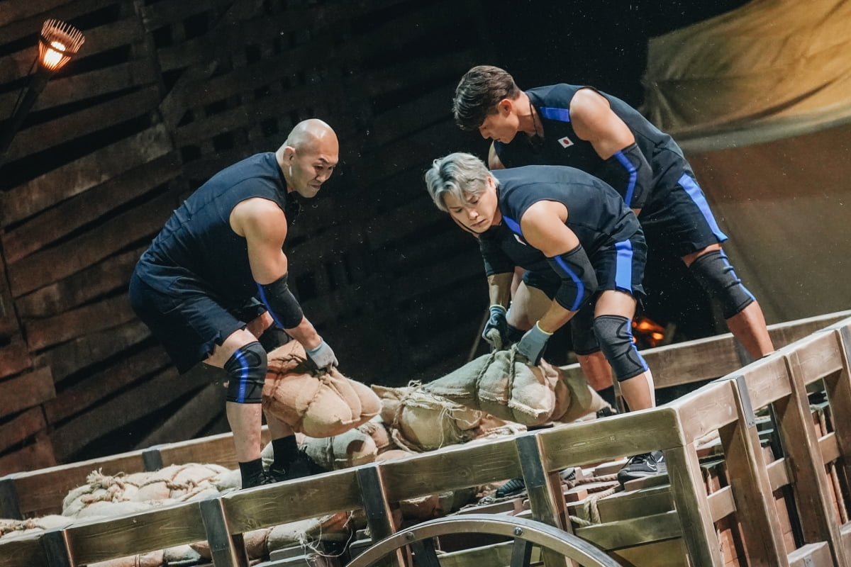 '피지컬: 아시아' 국가 대항전 도파민 폭발했다…시청 시간 250만