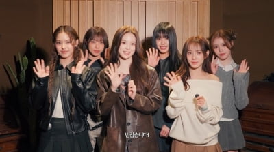 데뷔 3개월 만에 활동 중단 후 결국 팀 탈퇴…웨이크원 걸그룹, 6인조 개편 후 "게임 속 같아"