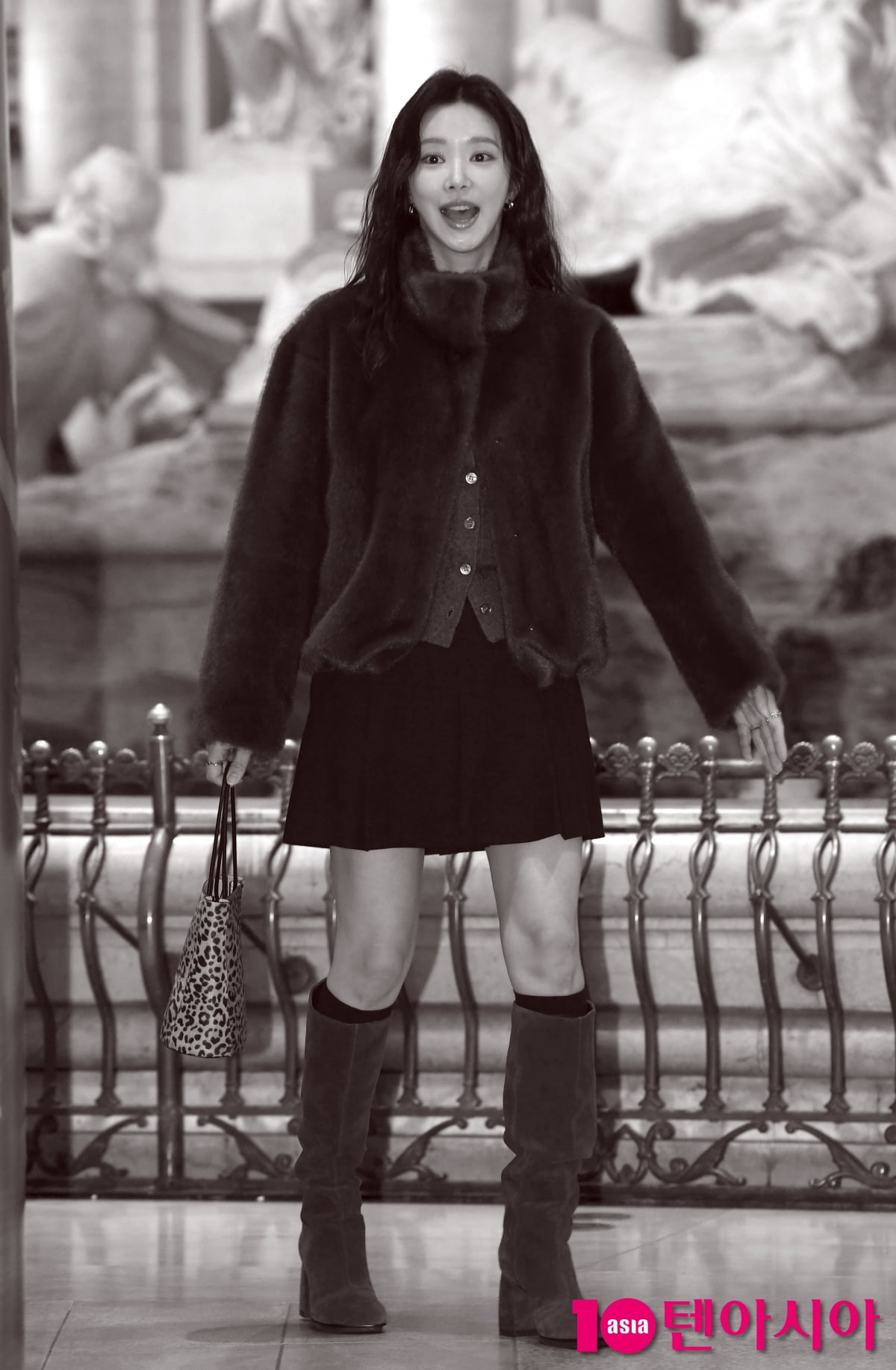 이주빈, 포토월에서 깜짝 꽈당...우아하게[TEN포토+]