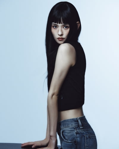 '♥비연예인' 김윤혜, 결혼 한 달 만에 기쁜 소식 알렸다…사랑 듬뿍 받는 새댁의 자태