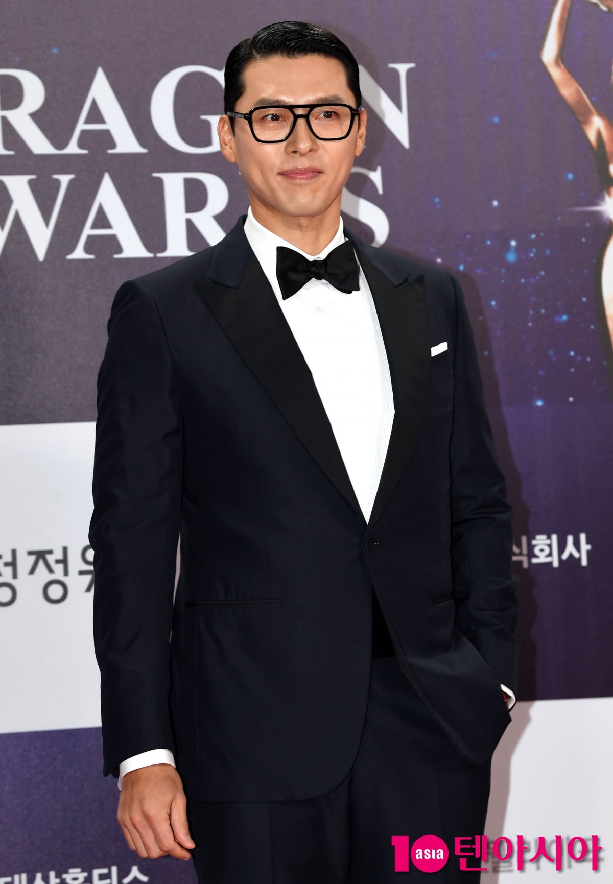 현빈, 짙은 잘생김...샤프한 비주얼[TEN포토+]