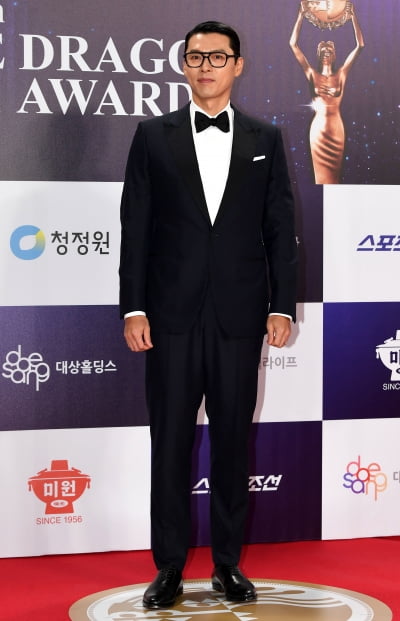 현빈, 짙은 잘생김...샤프한 비주얼[TEN포토+]