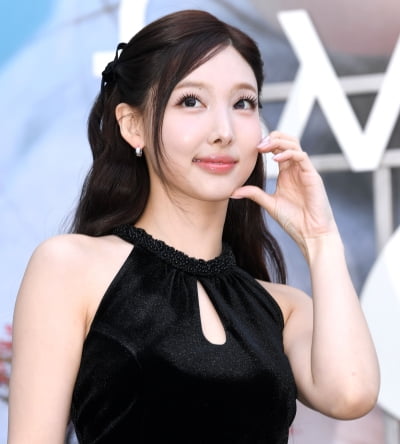 트와이스 나연, 빛나는 미모에 눈이 부셔...천사가 따로 없네[TEN포토+]