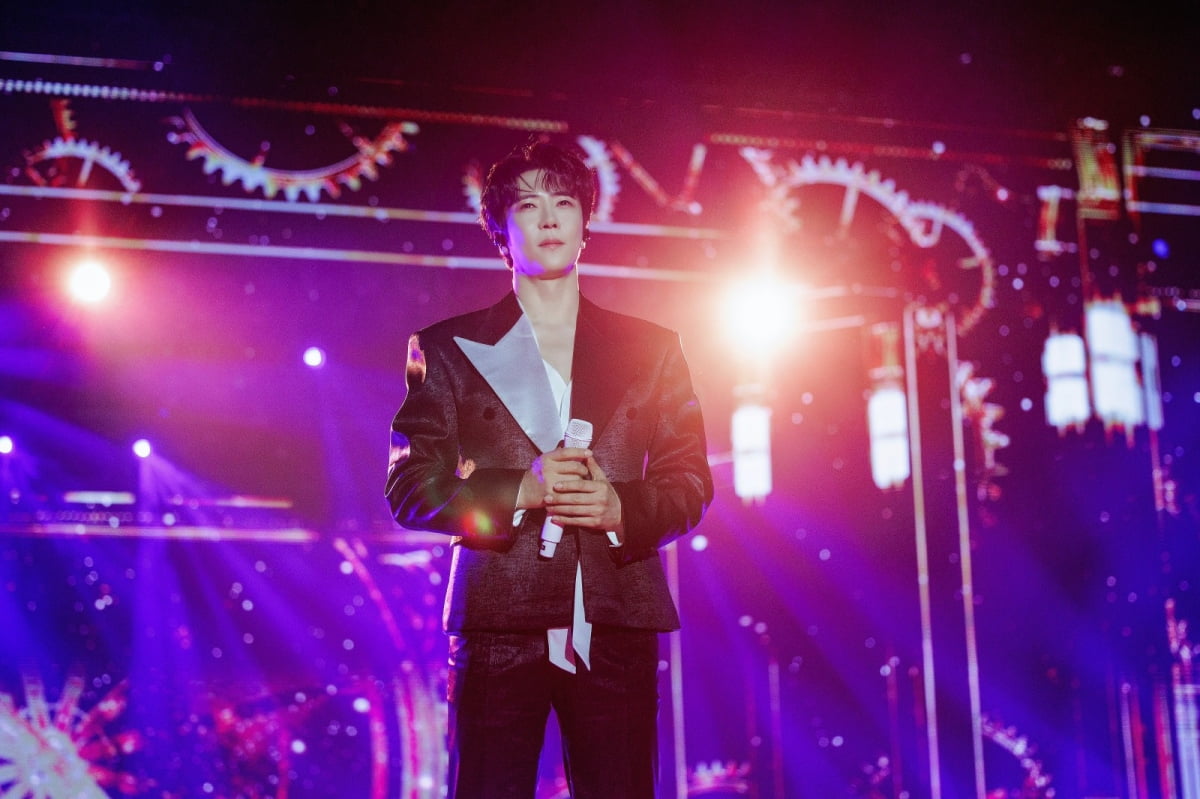 에녹, '광클콘' 화려하게 장식