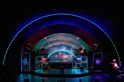 귀여운 로봇에 빠졌다가 현실 엔딩에 왈칵…'어쩌면 해피엔딩', 이유 있는 美 6관왕 [TEN리뷰]