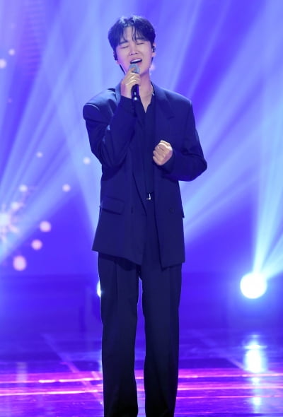 송민준, 생새우회 함께 먹고 싶은 남자 트로트 가수 1위 [TEN차트]