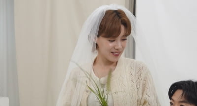 '40세' 장도연, 웨딩 사진 유출됐다…상대는 1살 연하 동종 업계 종사자, 8년 만에 재회 ('장도바리')