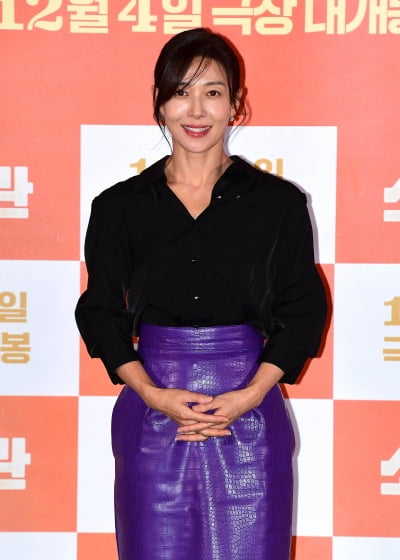 [종합] '대학로 이영애' 50대 女배우, 뺨까지 맞았는데…송혜교·원빈 덕 봤다('백반기행')