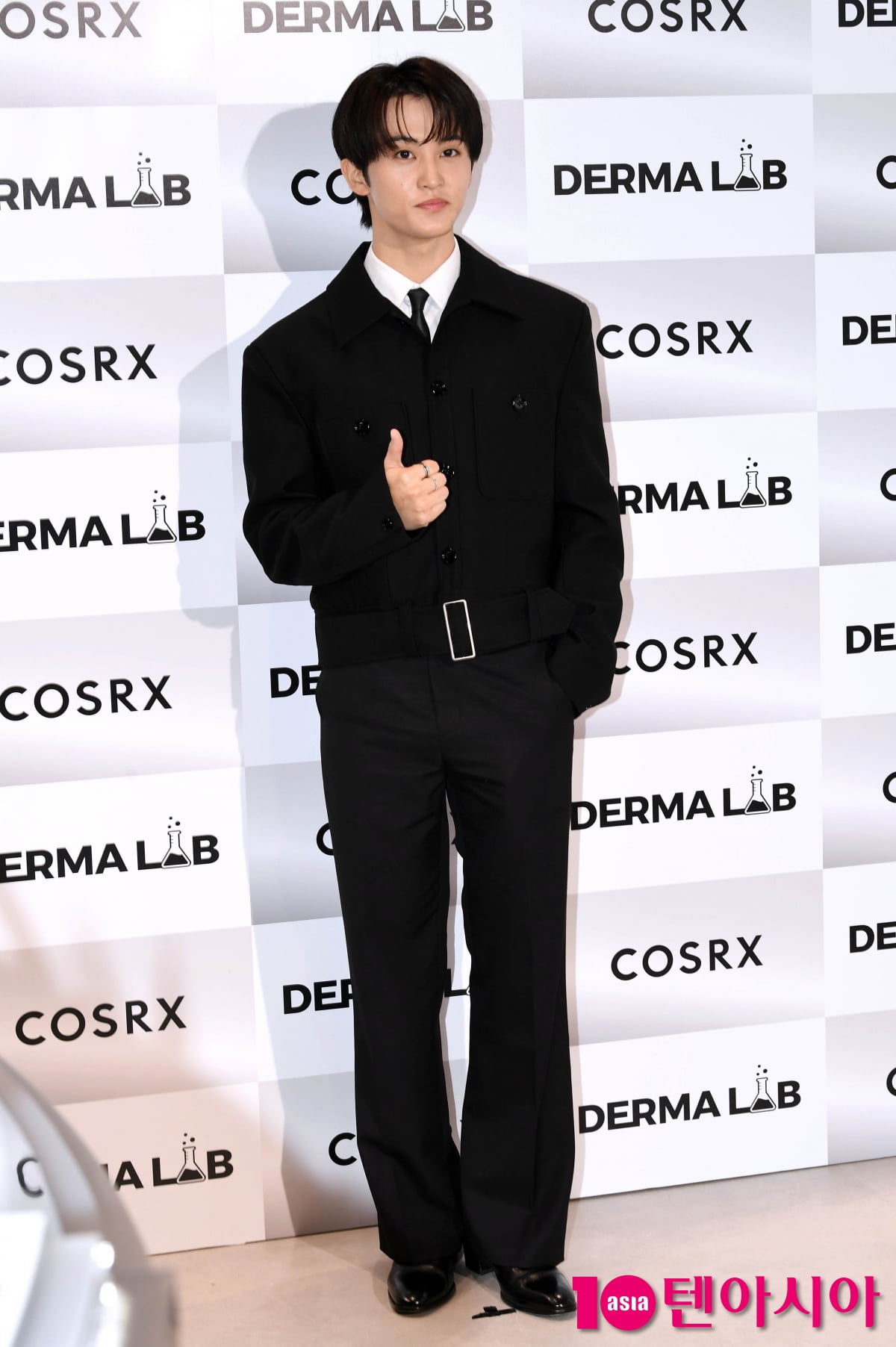 NCT 마크, 조각같은 이목구비[TEN포토+]