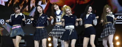 트리플에스 제니스, 사랑에 눈뜬 '큐앤에이(Q&A)' 무대[TEN포토+]