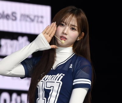 트리플에스 이지우, 손바닥 보다 작은얼굴[TEN포토+]