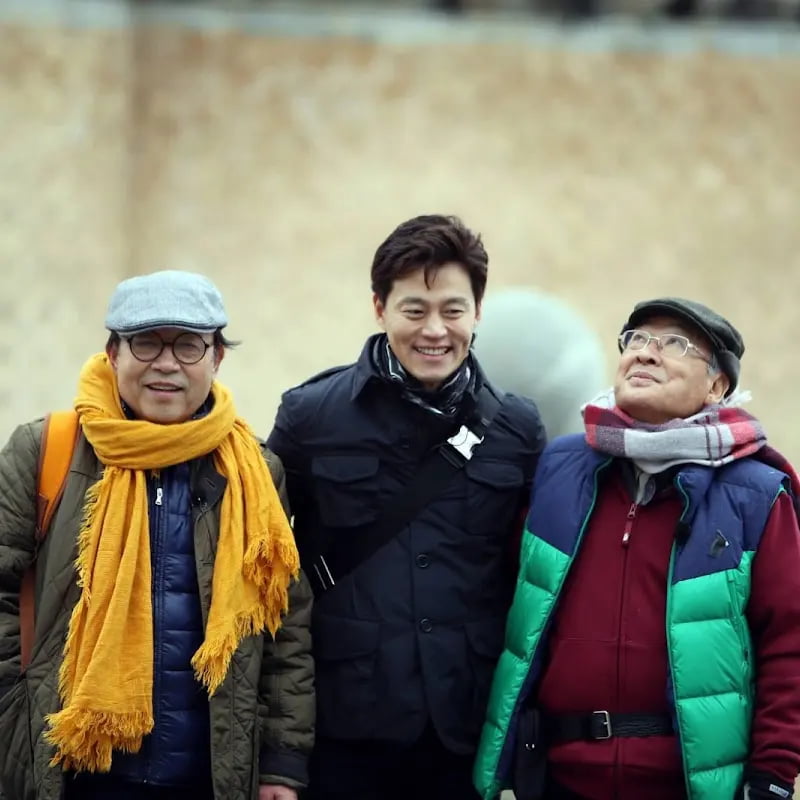 '영원한 꽃할배' 故 이순재의 환했던 미소…나영석 사단 "가르침 잊지 않을 것"