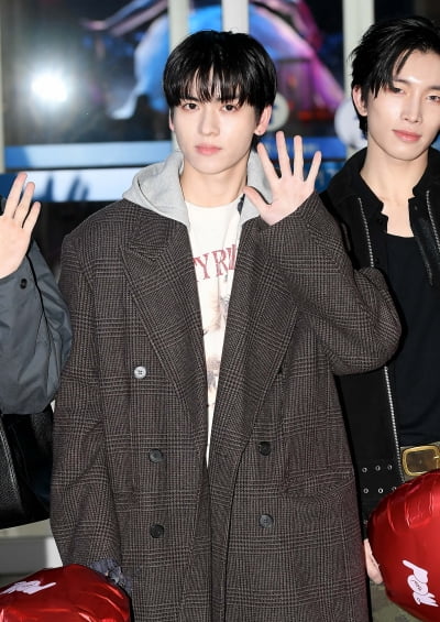 데뷔 직전 무산 아픔 겪은 '빅히트 출신' 유명 아이돌, 속내 고백…"포기하려던 꿈 다시 꾸게 해줘"