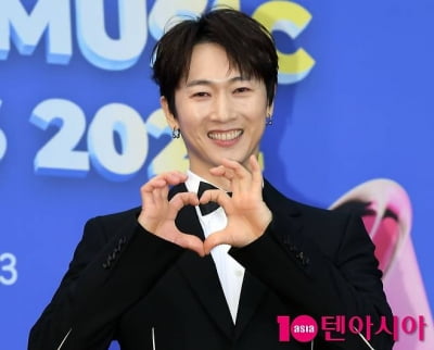 '16살 연하♥' 장우혁, 이제 핑크빛 시작했는데…폭행 피해 주장했다가 '역풍' [TEN이슈]