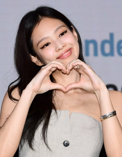 블랙핑크 제니, '환승연애4' 게스트 출격…연애관 풀어놓을까 [TEN이슈]