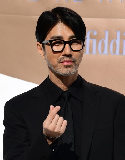 [공식] 차승원, 새 출발 8개월 만에 깜짝 소식 전했다…의료기기 브랜드 모델 발탁