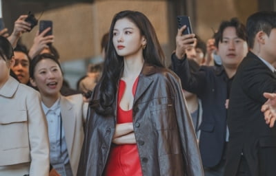 김유정, 19禁 연기 호평 쏟아졌다더니…홍종현과 손잡았다 "어디까지 올라가는지" ('친애하는X')