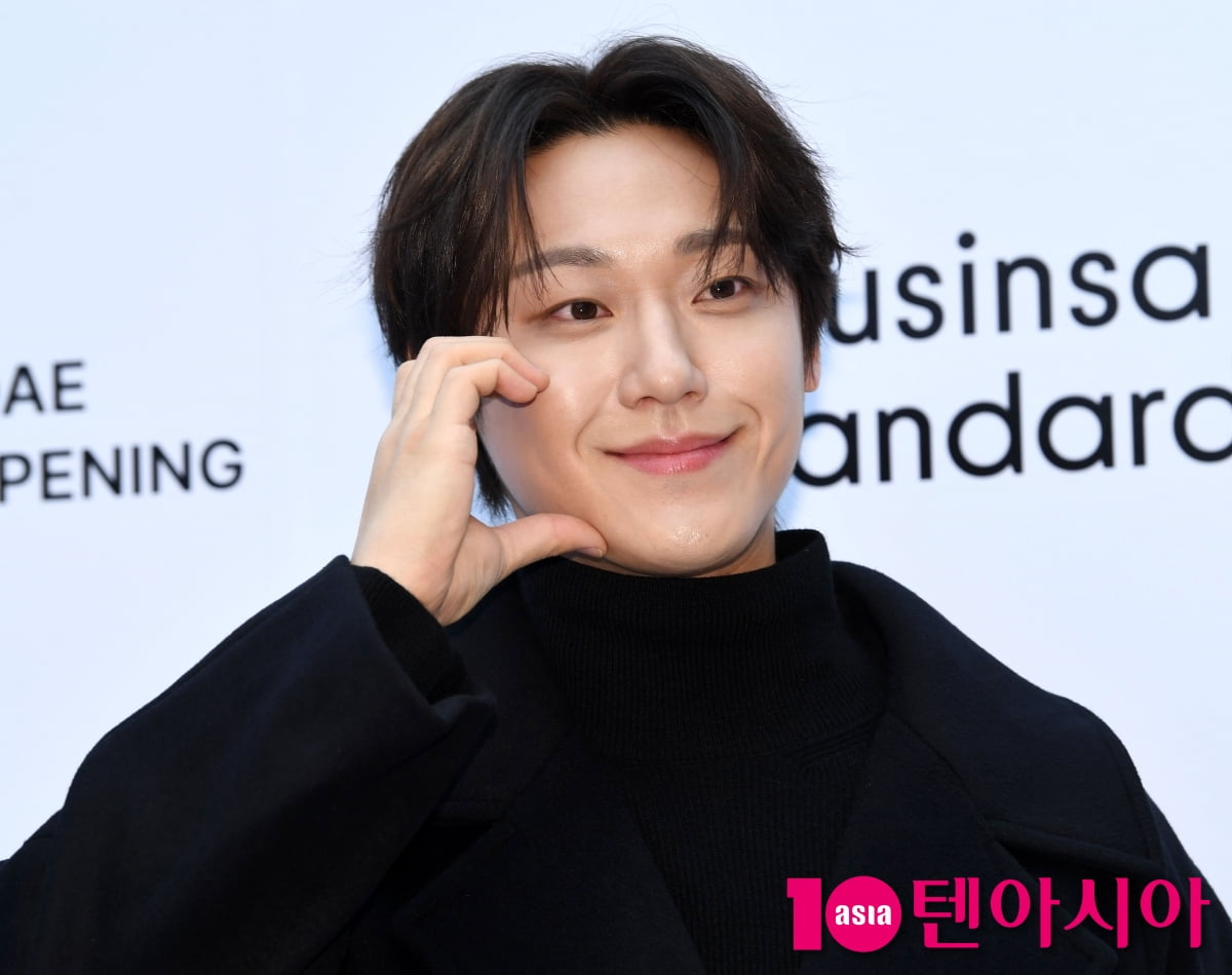 이도현, 완벽 외모와 신비로운 분위기...애교 눈웃음[TEN포토+]