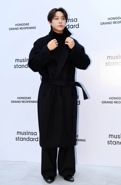 이도현, 완벽 외모와 신비로운 분위기...애교 눈웃음[TEN포토+]