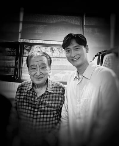 "인생에 귀한 순간 함께 해주셔" 원기준, 친부 같았던 故이순재를 떠나 보내며