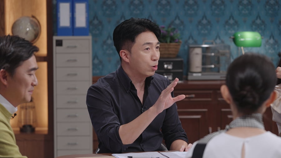 충격적인 '아인슈타인 뇌 도난 사건'…범인은 부검의('세 개의 시선')