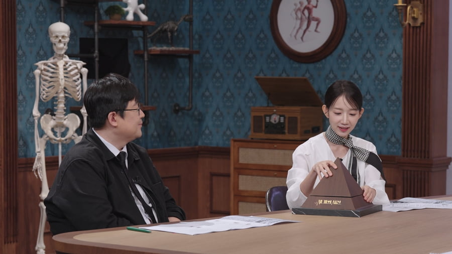 충격적인 '아인슈타인 뇌 도난 사건'…범인은 부검의('세 개의 시선')