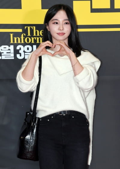 오유진, 깔끔한 블랙&화이트 패션[TEN포토]