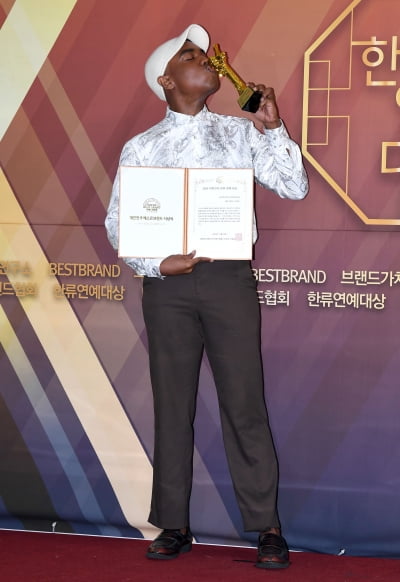 테리스 브라운, 남자배우부문 우수 연기자상 수상[TEN포토]