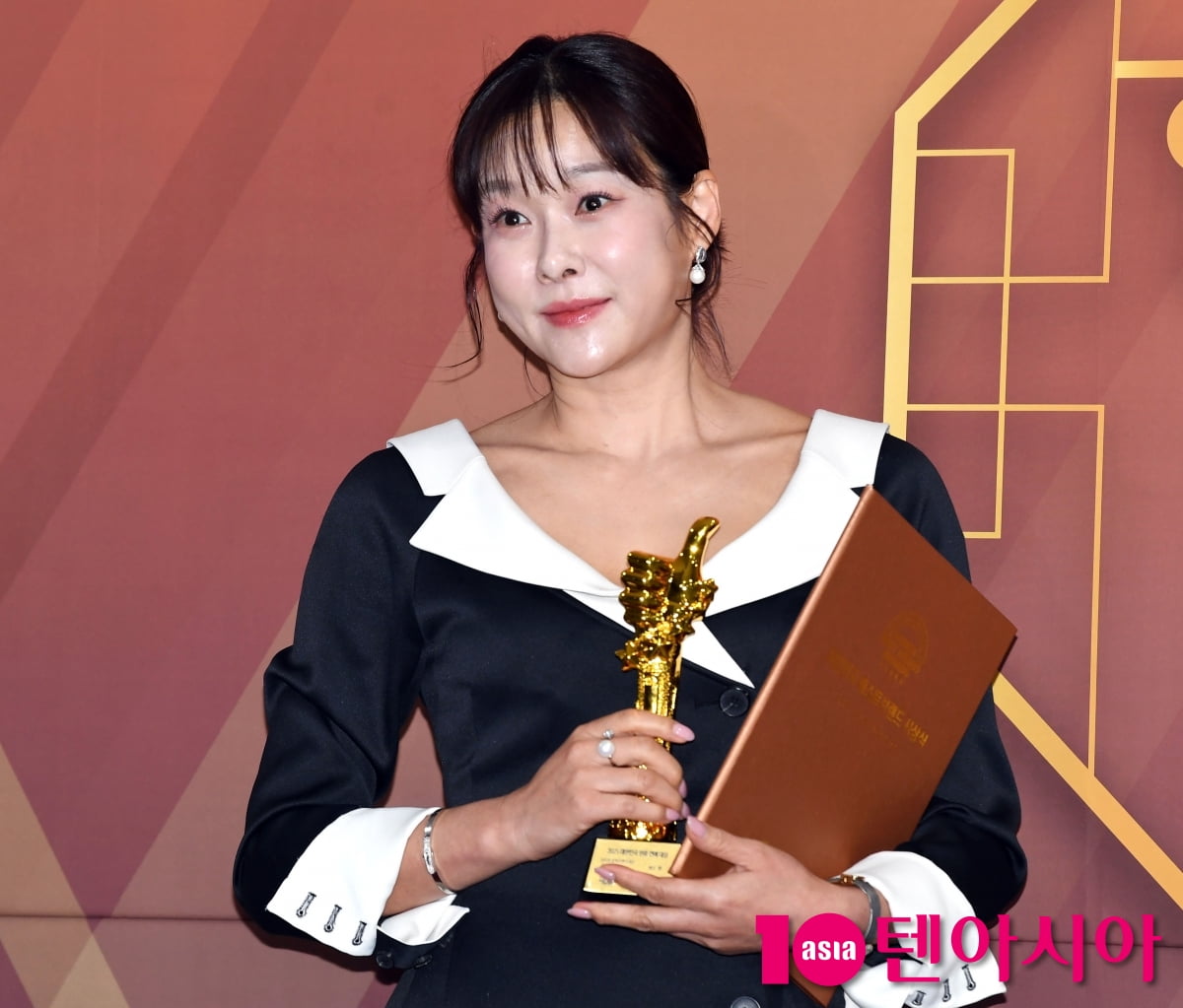 현영, MC부문 글로벌 문화콘텐츠대상 수상[TEN포토]