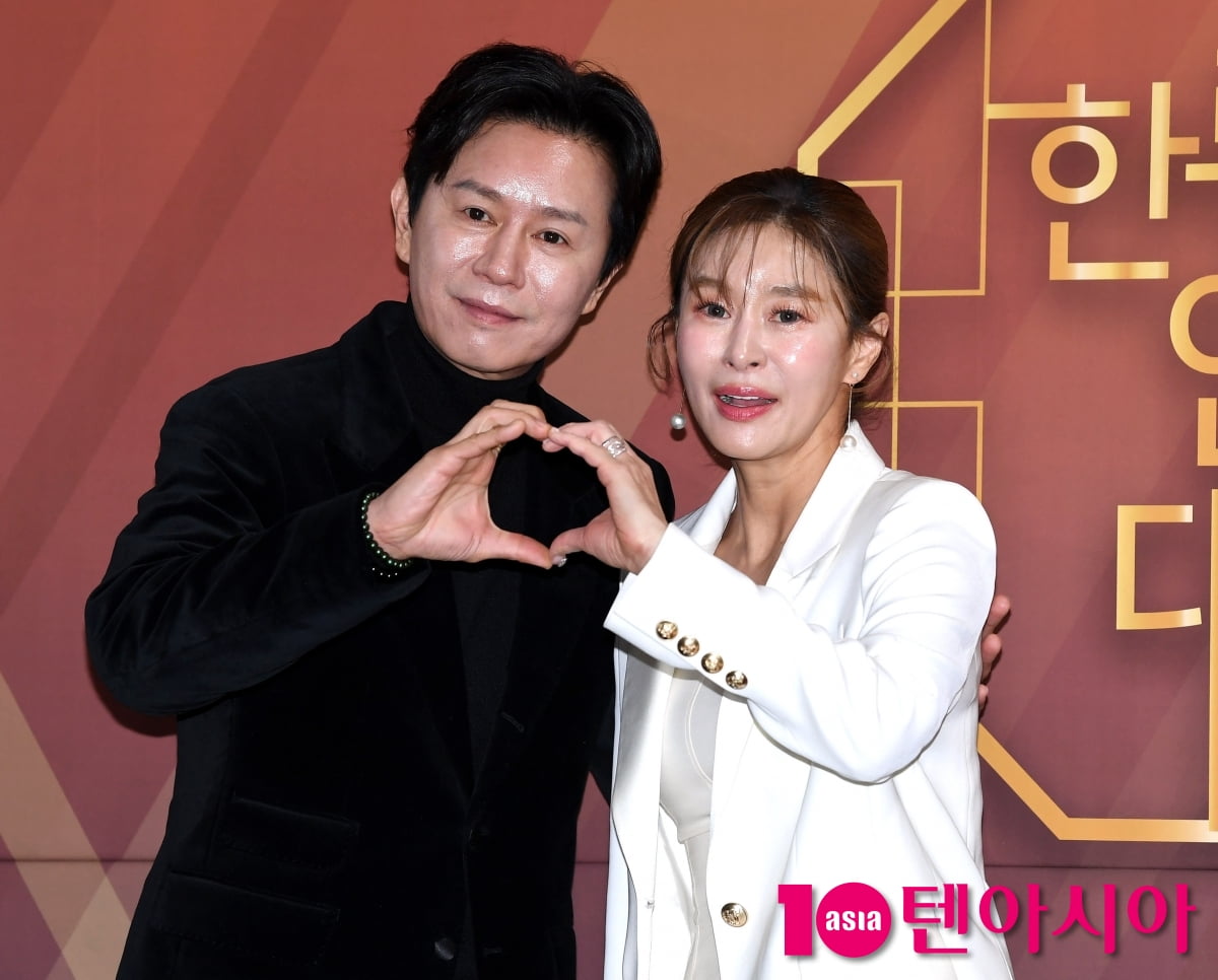 김민종-예지원, 영화 '피렌체'의 남여 주인공들 하트[TEN포토]