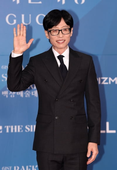 이이경은 하차당했다고 폭로했는데…유재석, 결국 허경환 손잡았다 "명품 입은 느낌" ('놀뭐')[종합]