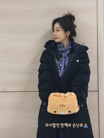 '♥25년 연애' 오나라, 크리스마스 16일 앞두고 "의지할 건 핫팩과 손난로"