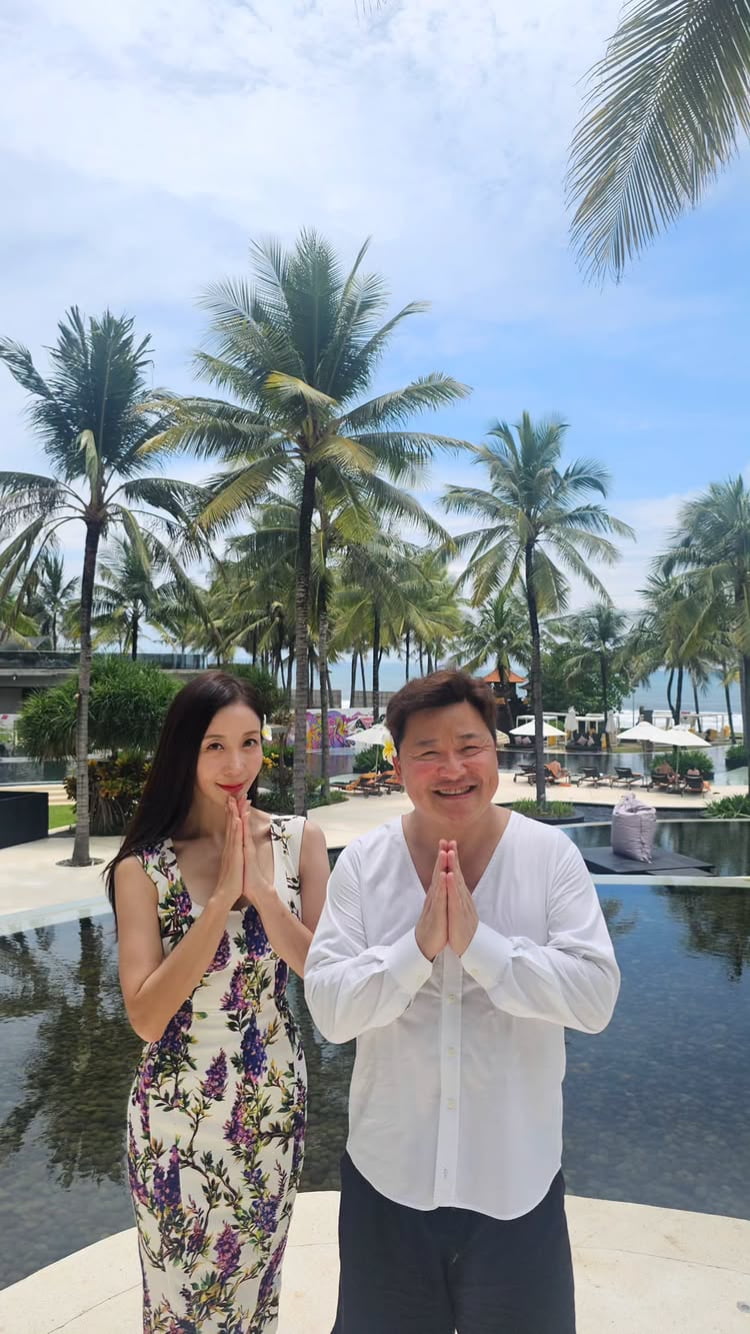 한국은 영상 4도인데…윤정수♥원자현, 발리서 시원한 노출