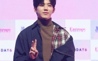 유명 男아이돌, 2달 만에 변했다…JYP서 바쁘다더니, 새 집서 갈 곳 잃은 손가락 ('나혼산')