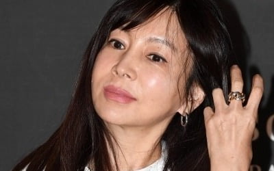 [종합] '62세 돌싱' 황신혜, 3혼에 입 열었다…"딸은 원해, ♥남친과 동거는 할 것" ('돌싱포맨')