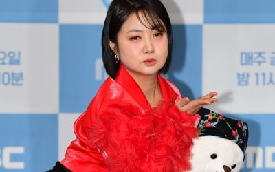 의료법 문제 없다고 했는데…박나래, '주사 이모' 대놓고 링거 맞았나