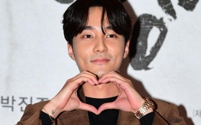 [종합] 로이킴, 성형설에 결국 해명 나섰다…"성형 아니라 세월"('보석함')