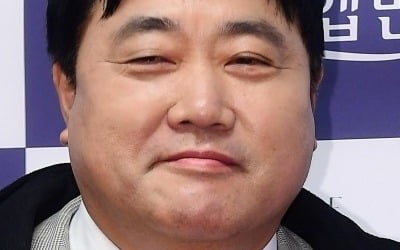 막말 논란 또 터졌다…♥19살 연하 아내 홀대한 양준혁, 예능이면 다 괜찮나 [TEN스타필드]