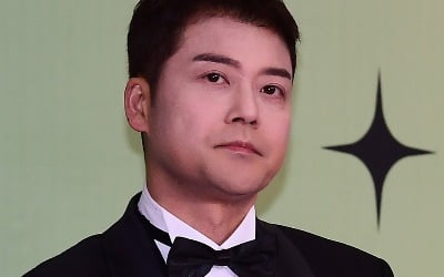 '연수입 40억' 전현무, 입금 요구 당했다…3분 만에 끝났는데 "아이브만큼 줘야" ('전현무계획3')