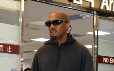 칸예 웨스트, 5개월 만에 깜짝 내한…♥비앙카 때문이었다 [TEN이슈]