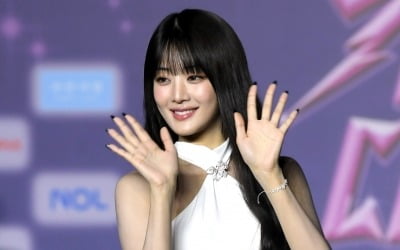 스키즈 리노 이어 아이들 민니도…'2025 마마'서 발목 부상 당했다 [TEN이슈]