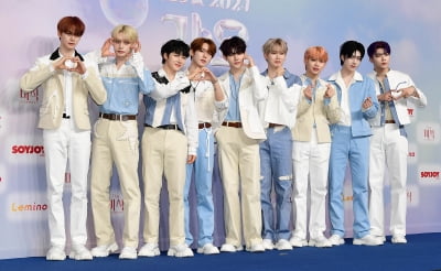 [공식] 제로베이스원, 결국 전원 활동 연장한다…"심도 논의 끝에 2개월 더 하기로 뜻 모아" [TEN이슈]