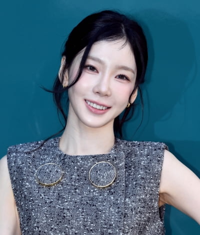 소녀시대 태연, 또 벅찬 소식 전했다…솔로 데뷔 10주년 이어 찜질방 데이트 가고 싶은 여자 가수 1위 [TEN차트]