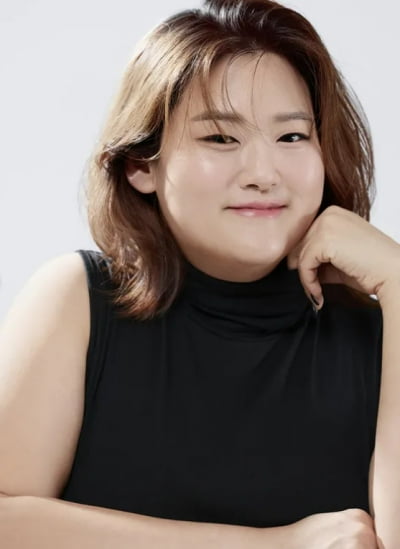 미나 시누이, 홀로서기 후 첫 프로필…"어떤 사진이 제일 예뻐요?"